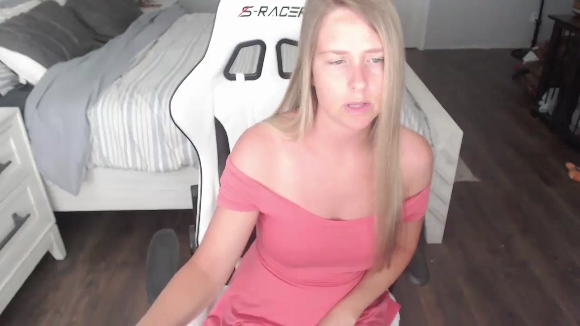 ZenZoey video thumbnail