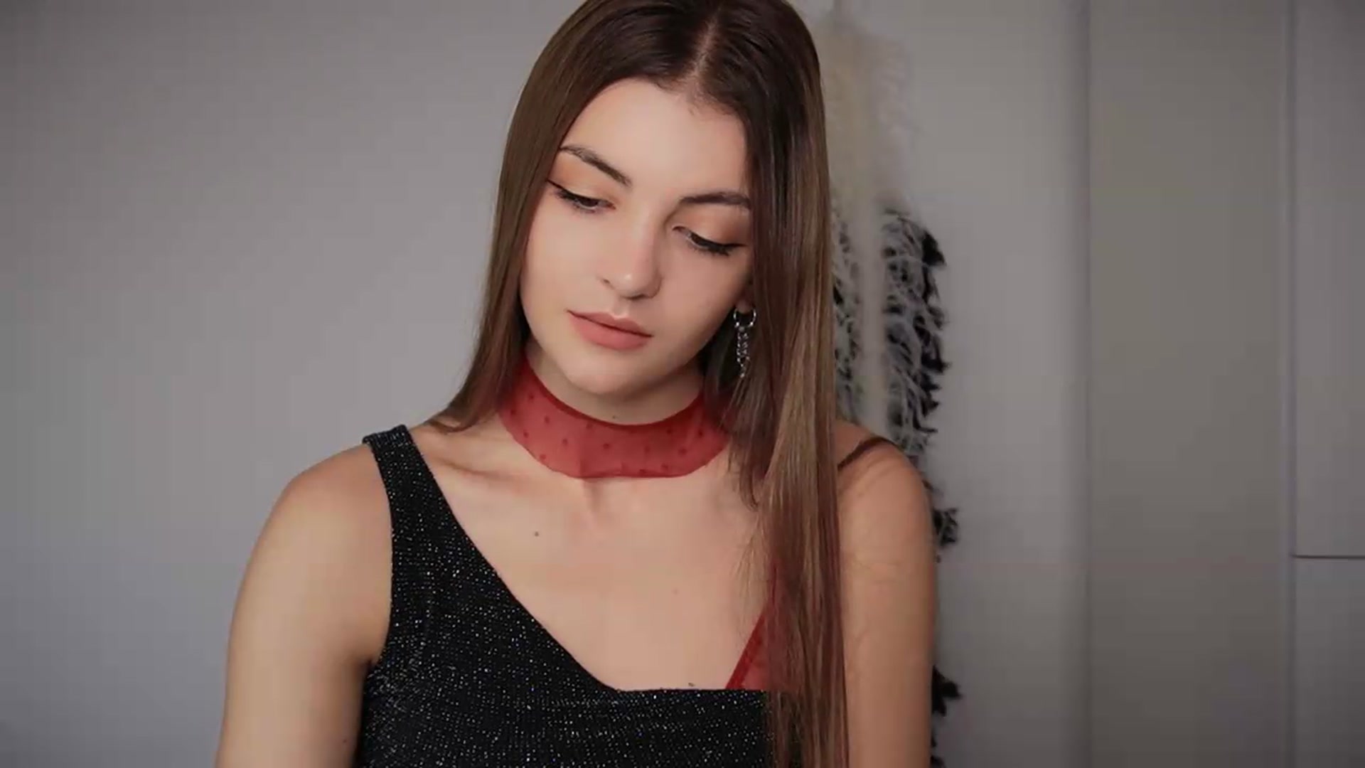 HelelGretta video thumbnail