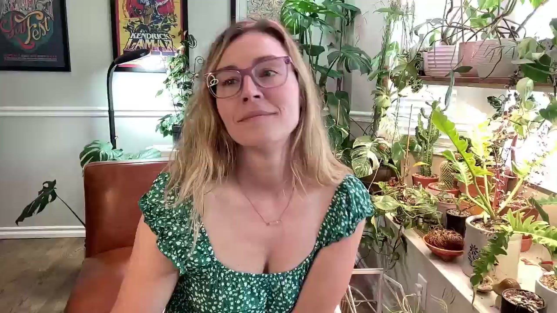 SweetbratKate video thumbnail