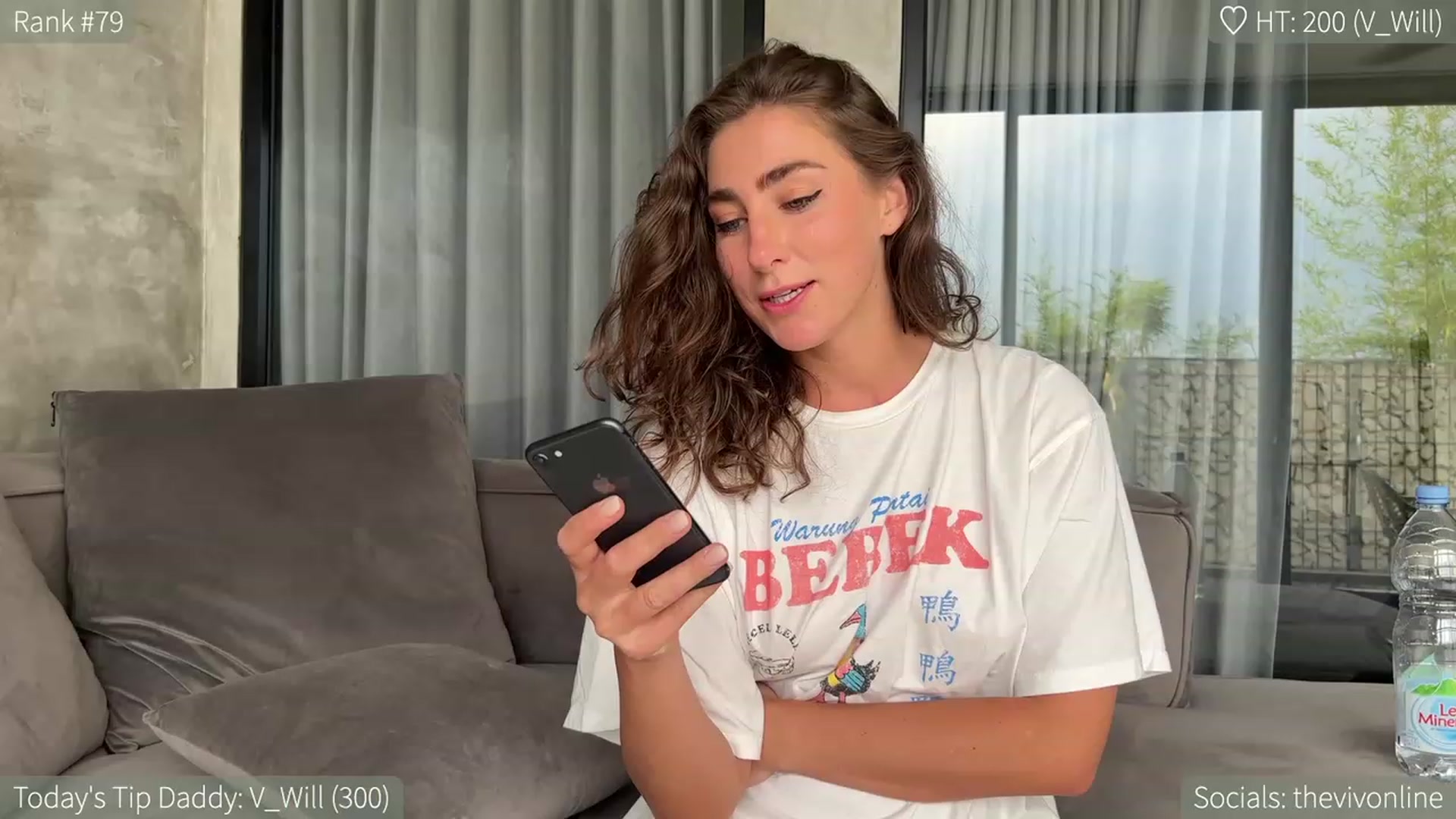 HelloViv video thumbnail