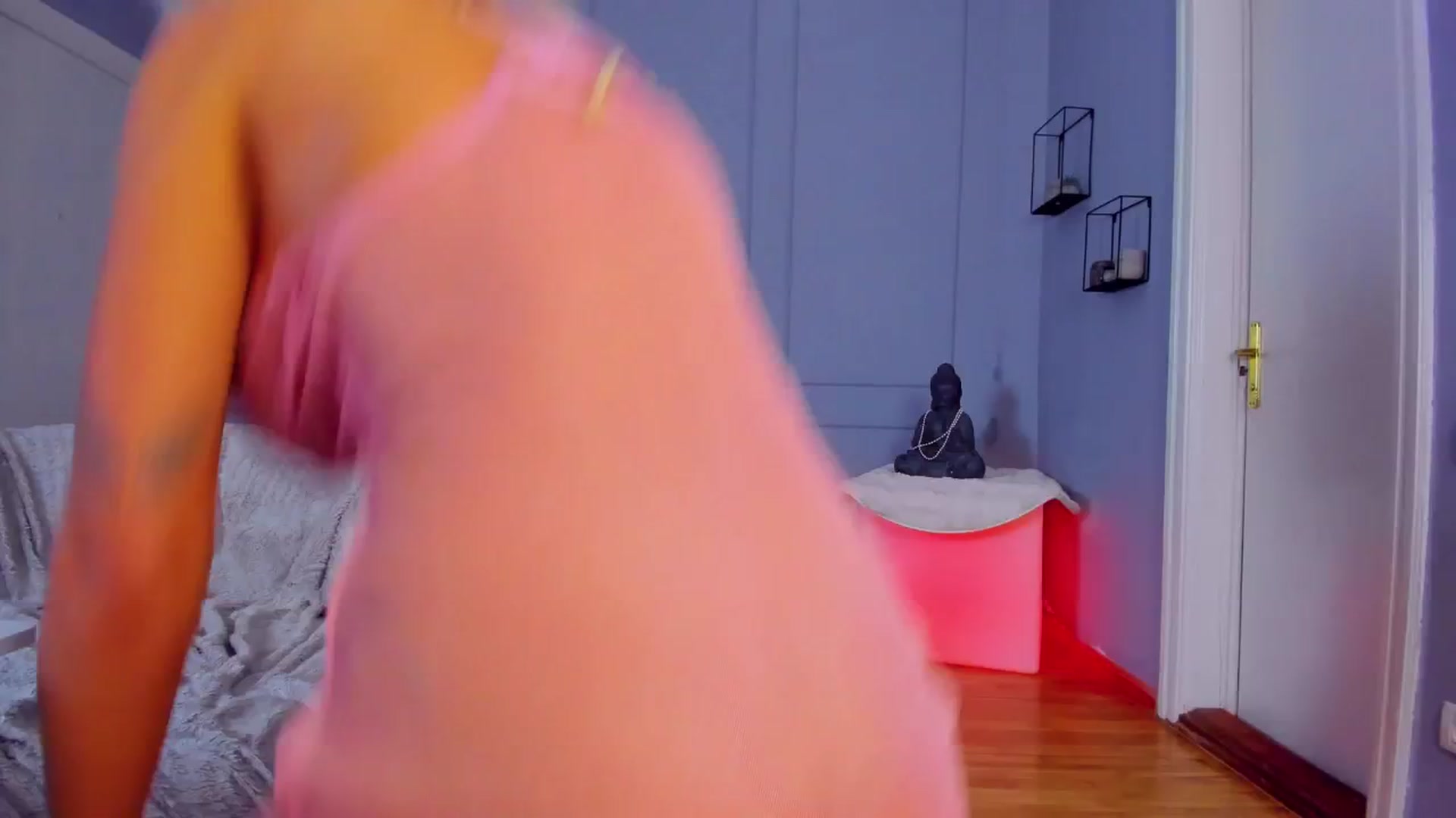 AwwwElla video thumbnail