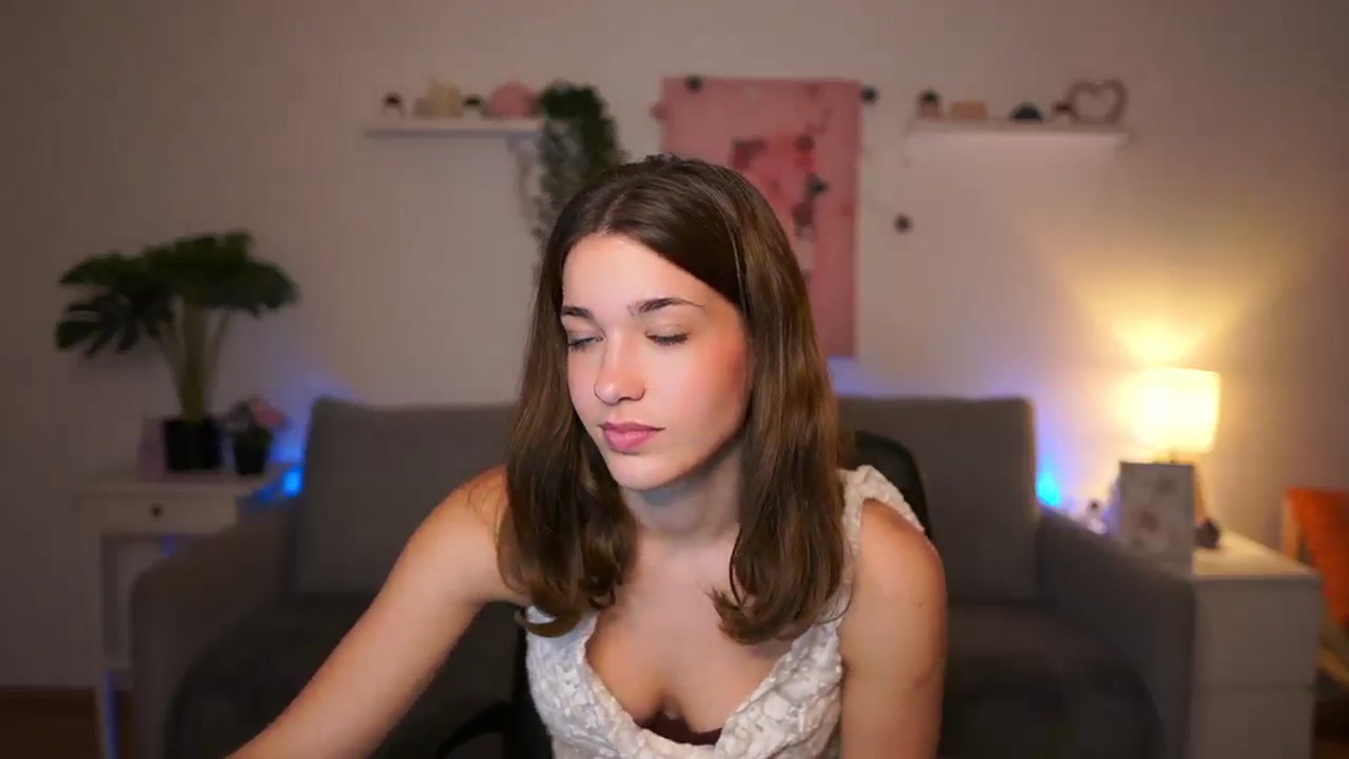 Kissiecat video thumbnail