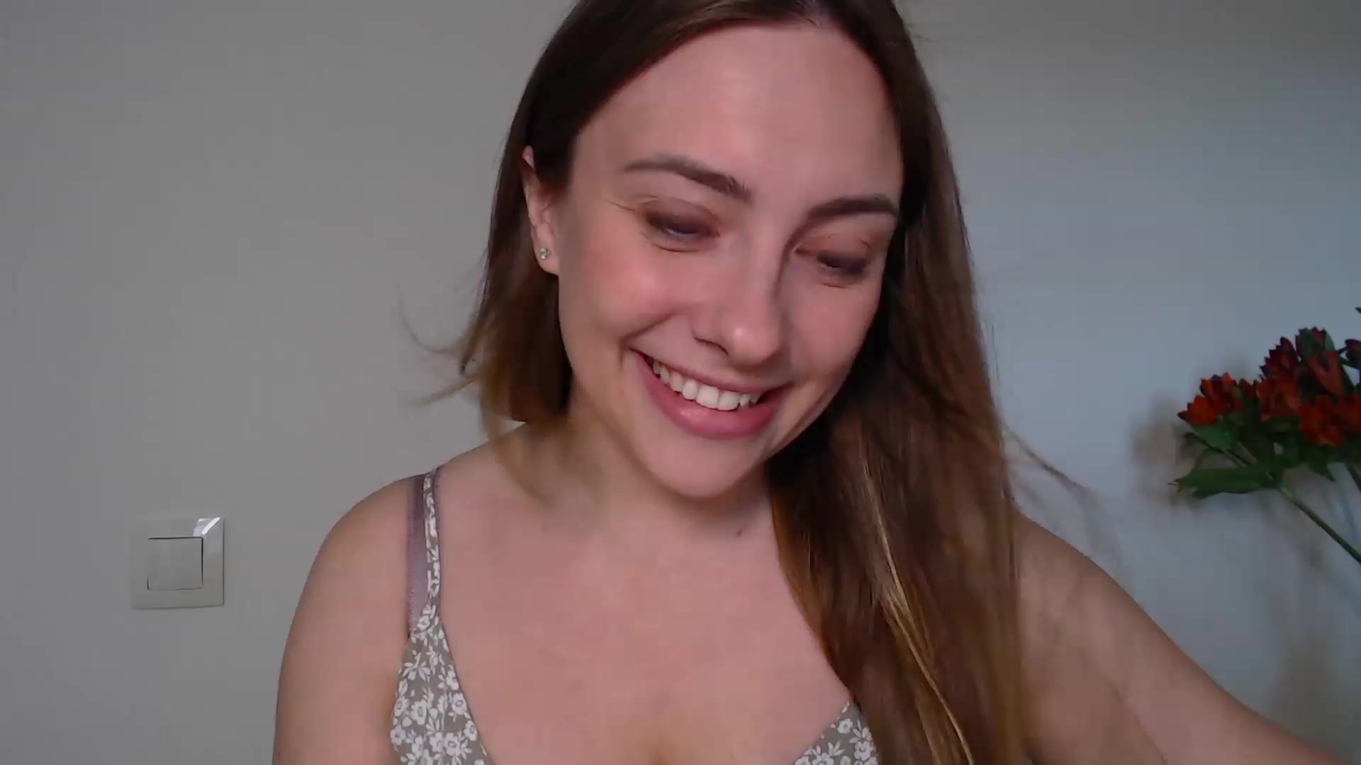 QueenOfTease_ video thumbnail