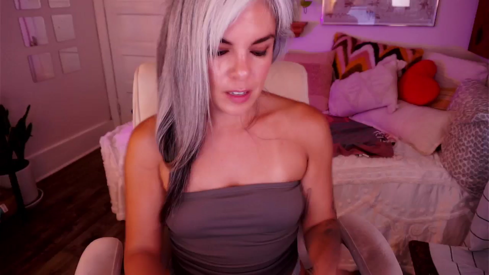 AprilJames video thumbnail