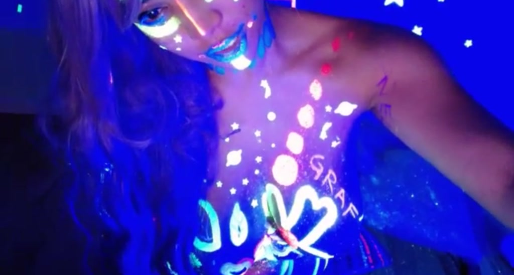 KissingHigh video thumbnail