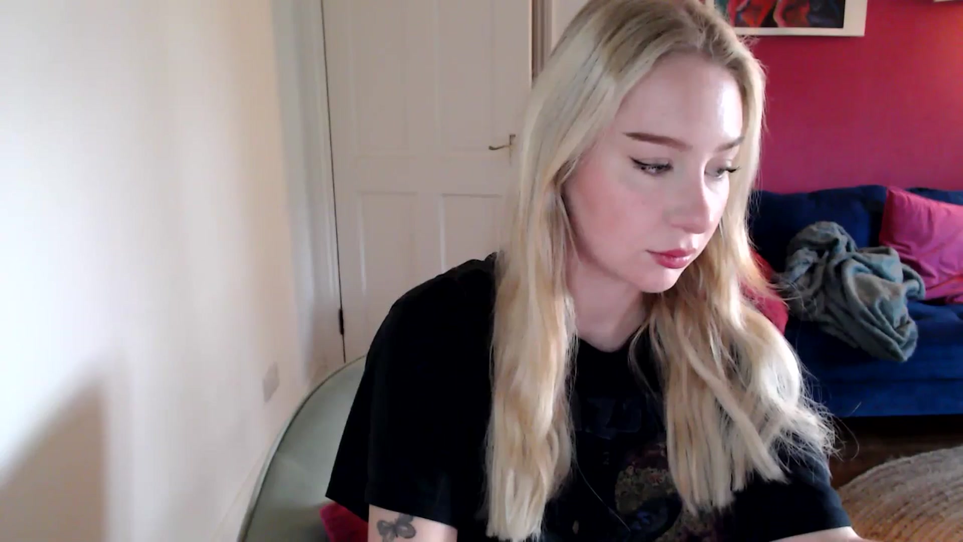 PetiteAvax video thumbnail