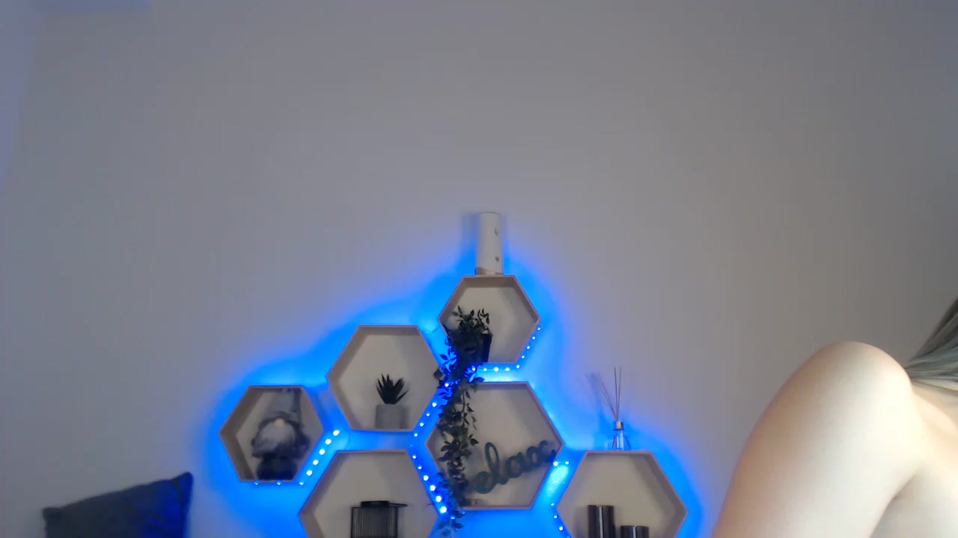 NanaFox video thumbnail