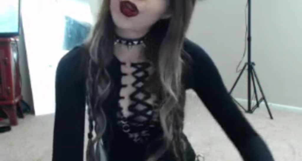 Niennavie video thumbnail