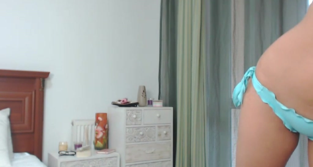 ChristinneGG video thumbnail