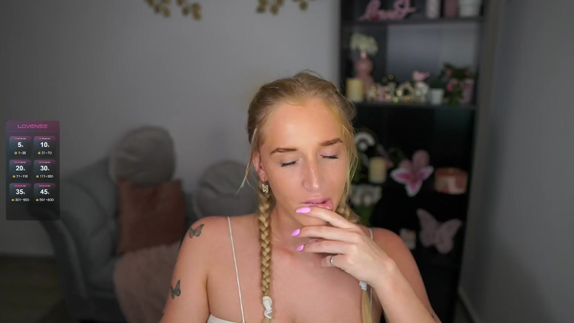 NicoletteShea video thumbnail