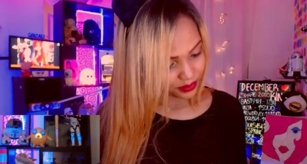LinaAwesome video thumbnail