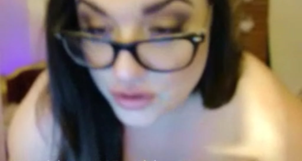 CurvyMina video thumbnail