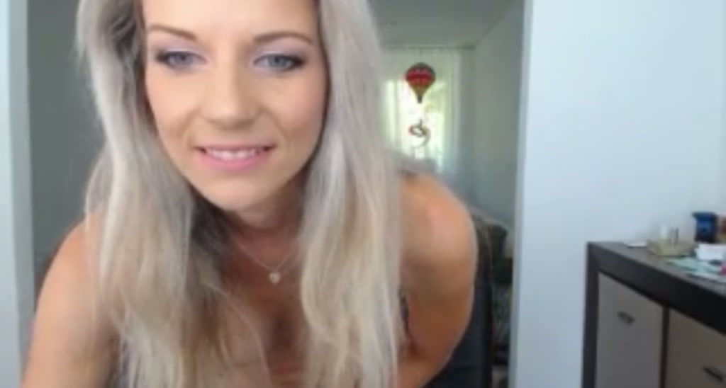 LauraSins video thumbnail