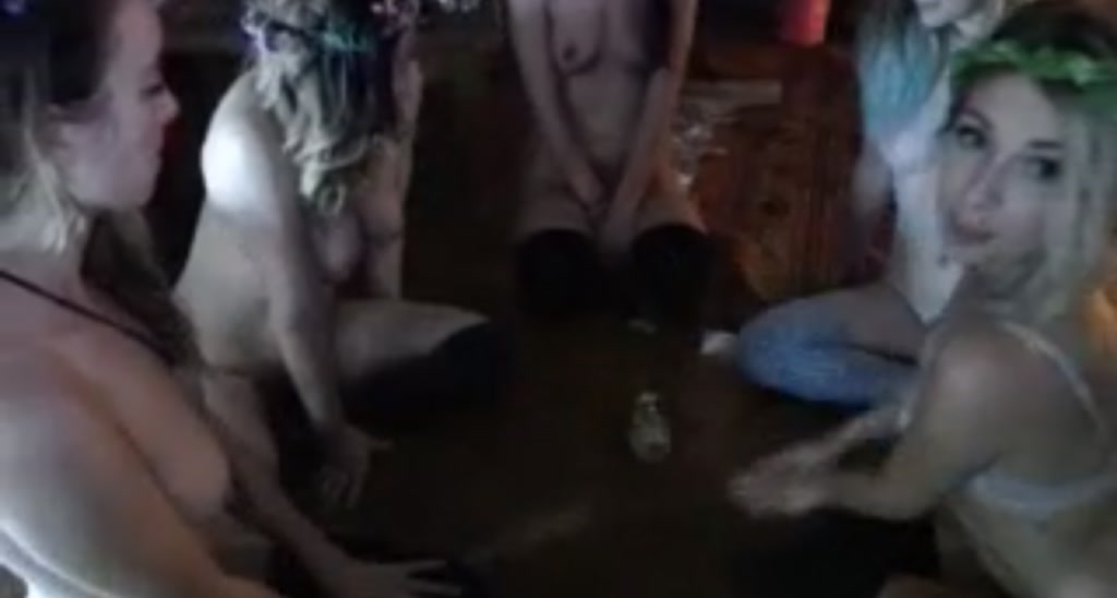 SweetDee video thumbnail