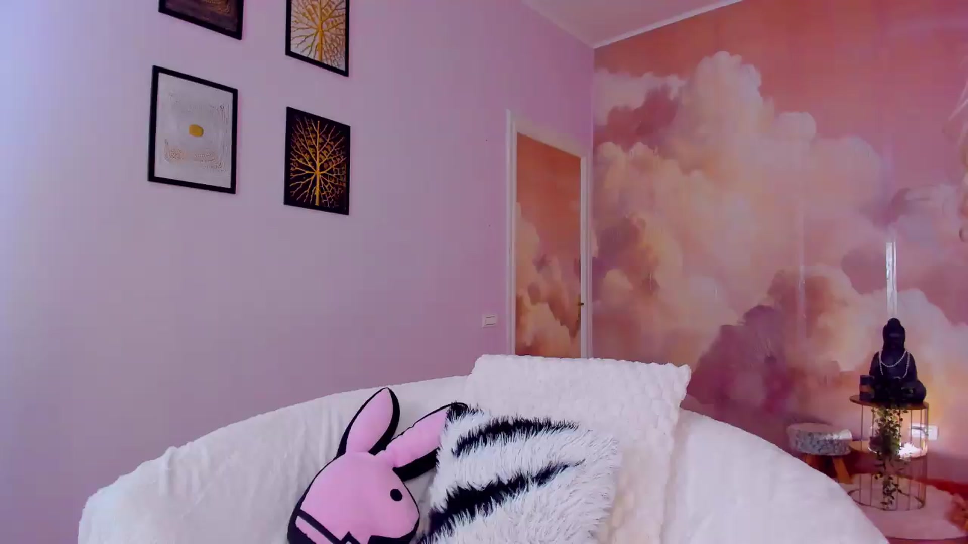 AwwwElla video thumbnail
