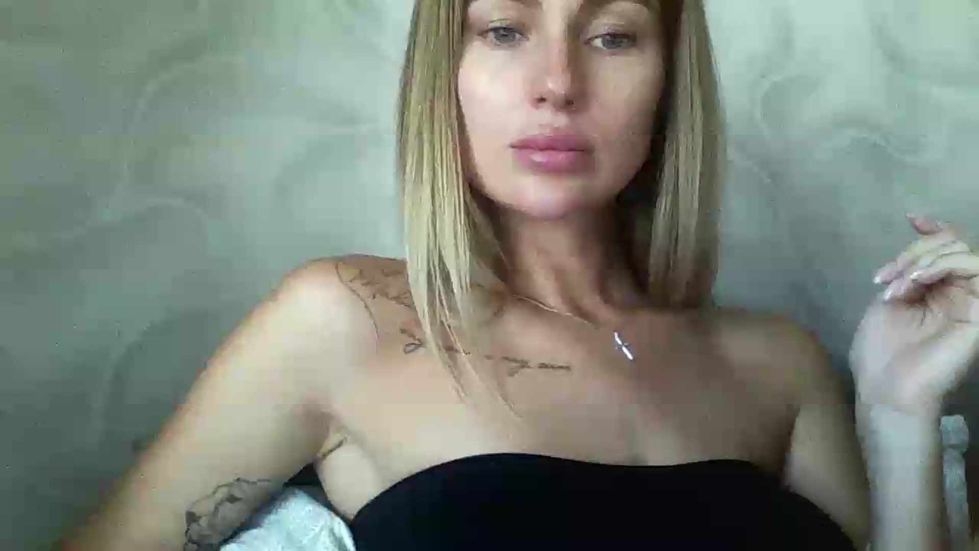 SofiaSimons video thumbnail