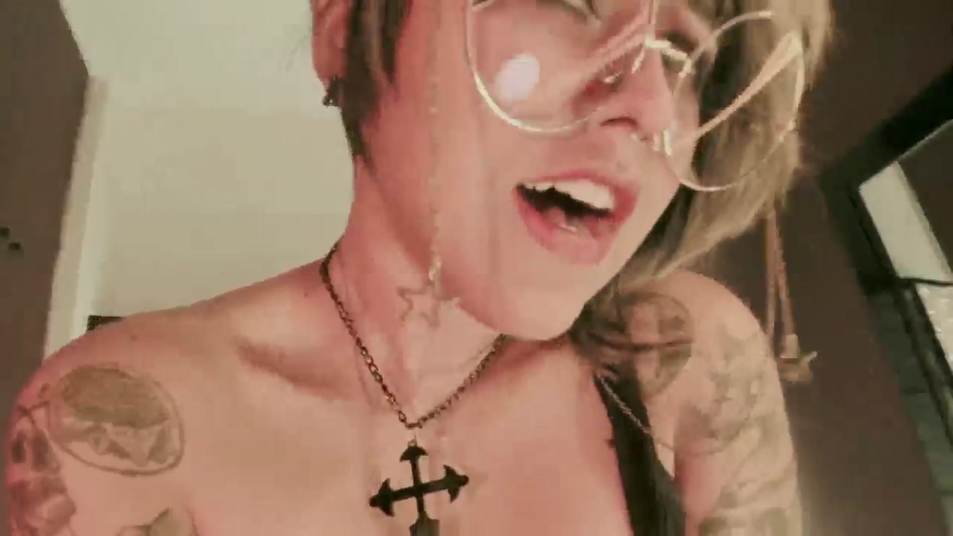 AbraxxysRadio video thumbnail