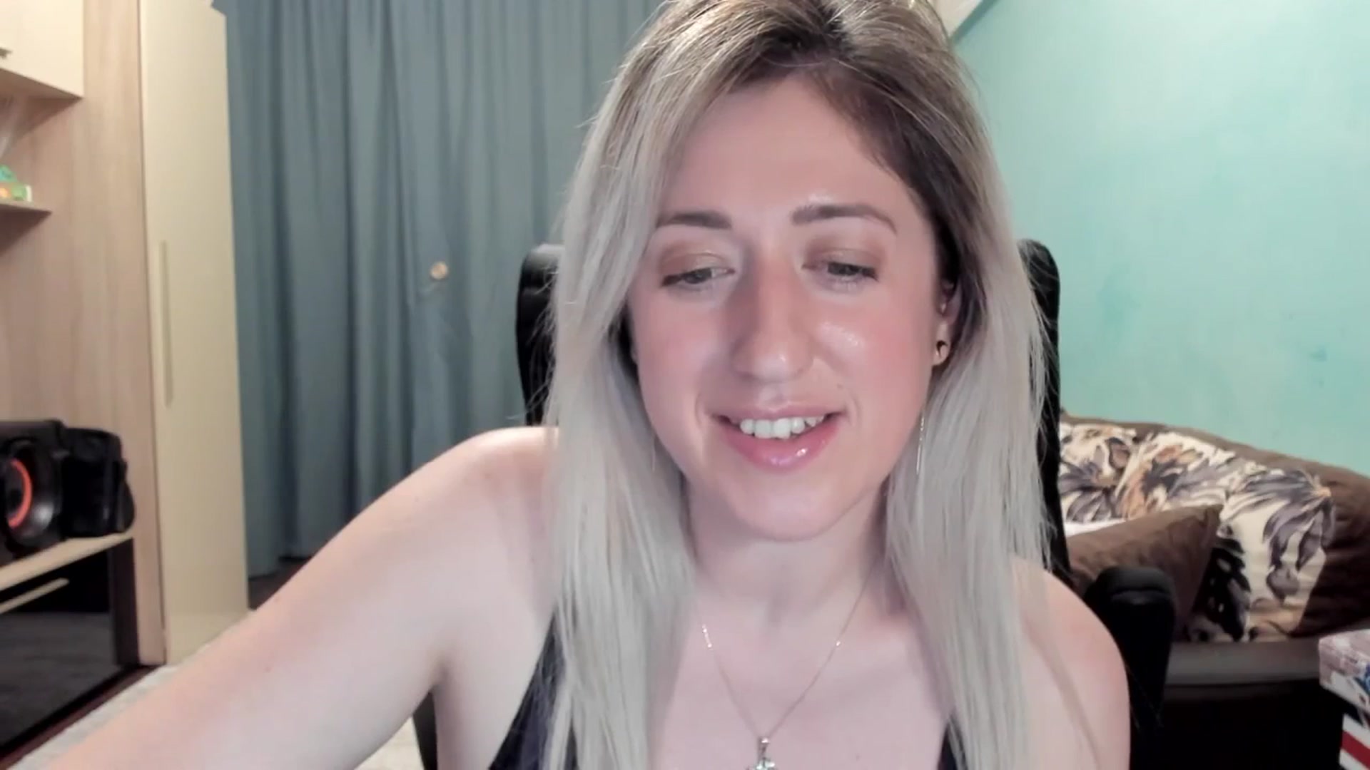 SweetDelia_ video thumbnail