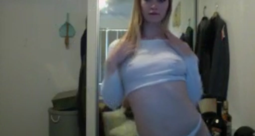 MiaMunro video thumbnail