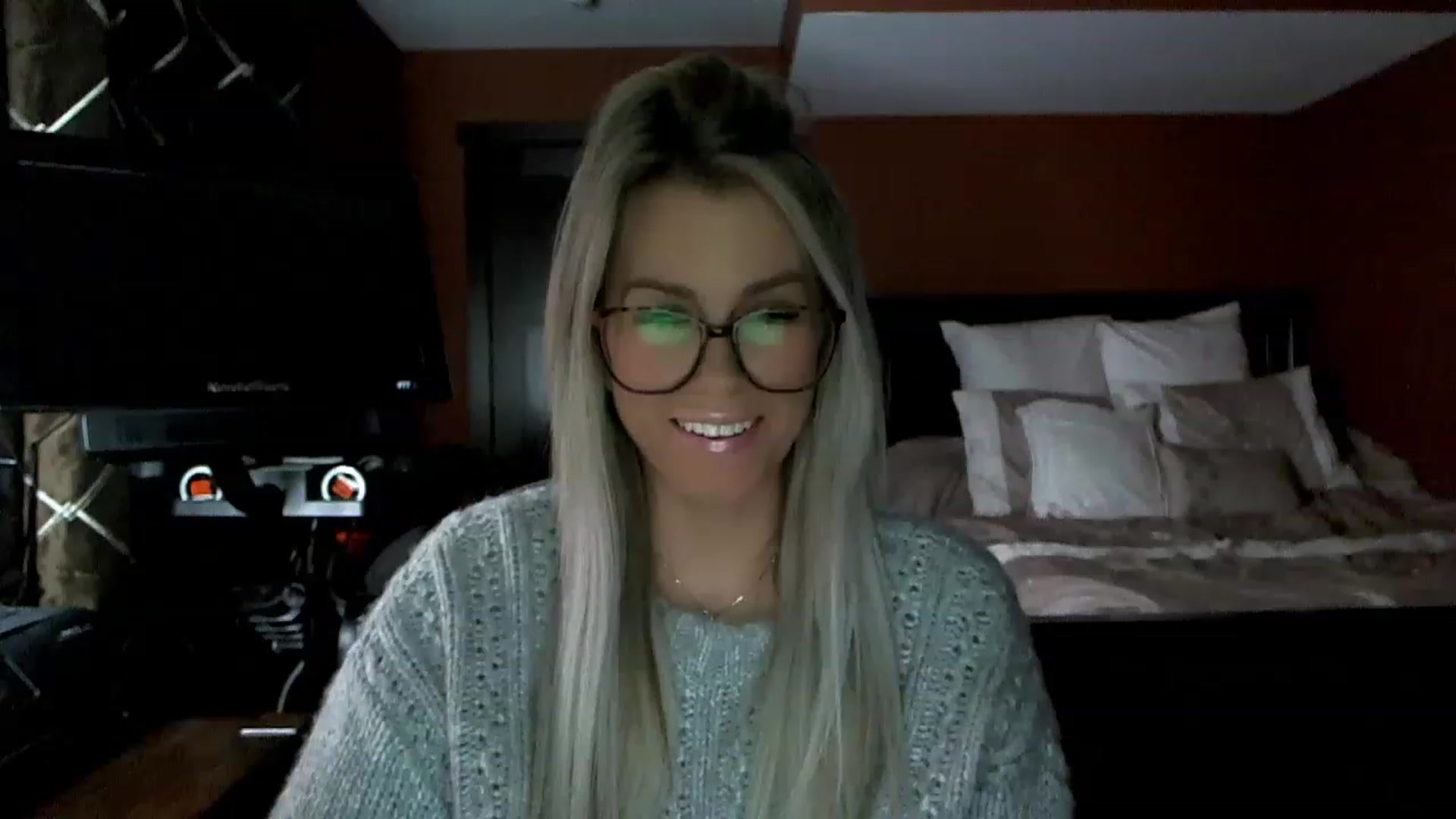 Cora9 video thumbnail