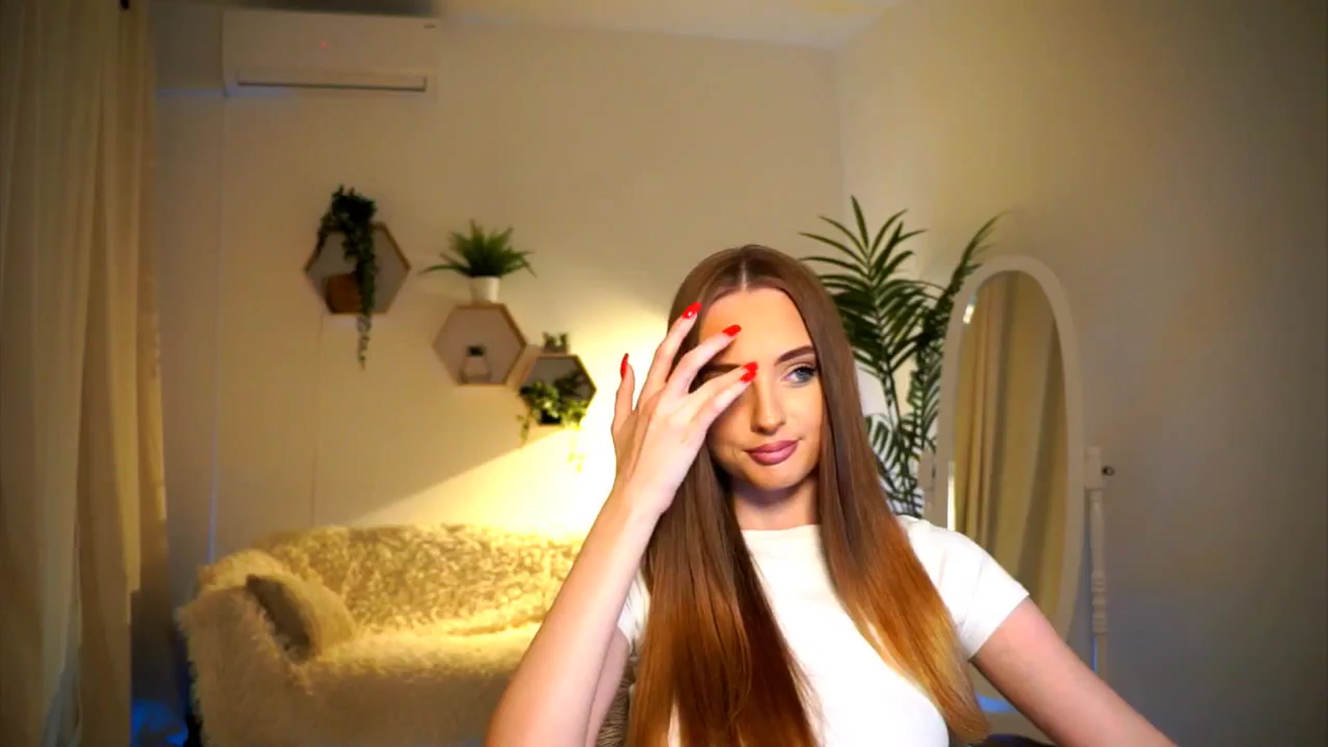 petitegonwild video thumbnail