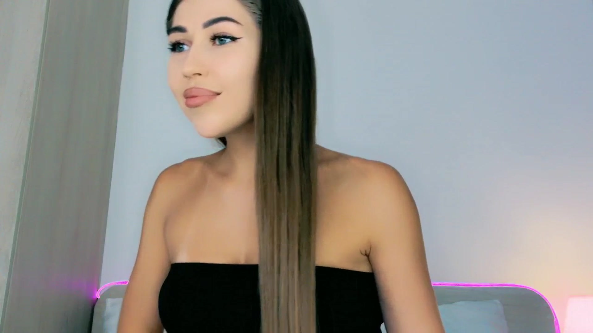 mia4sin video thumbnail