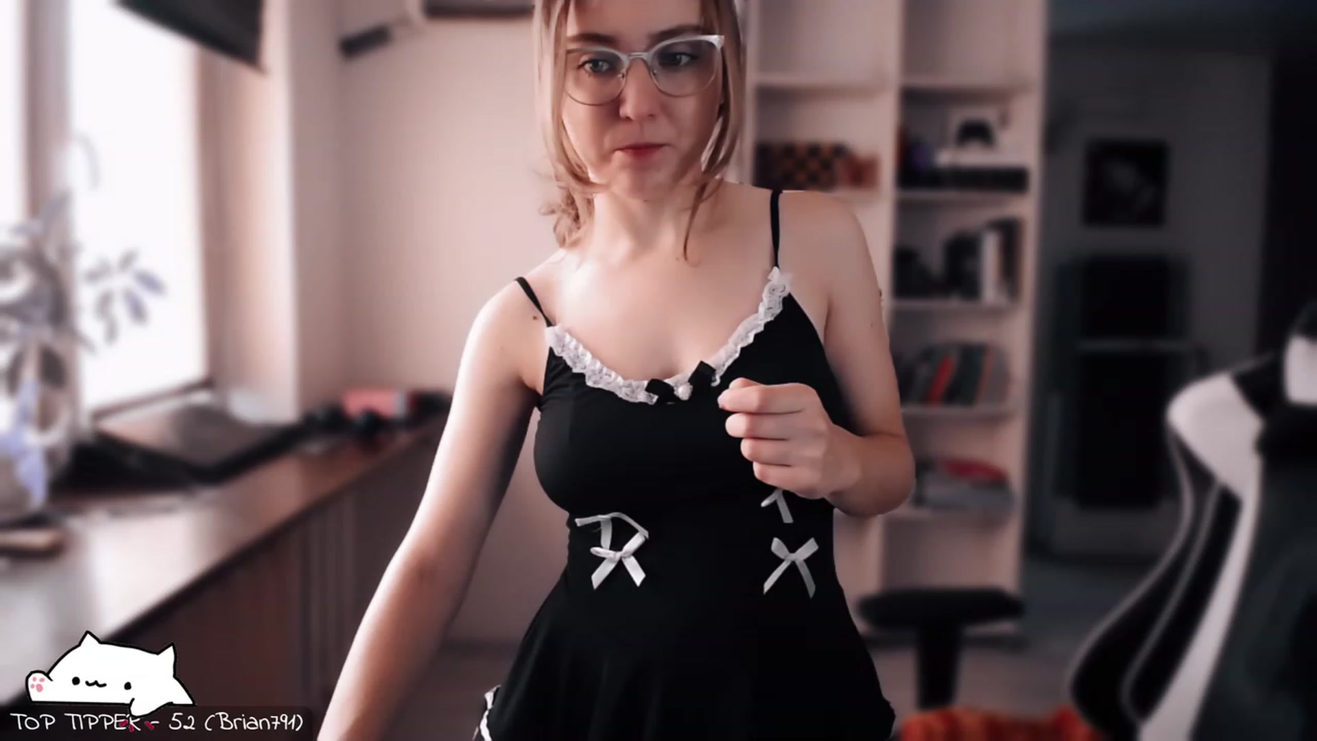 Meowlexx video thumbnail