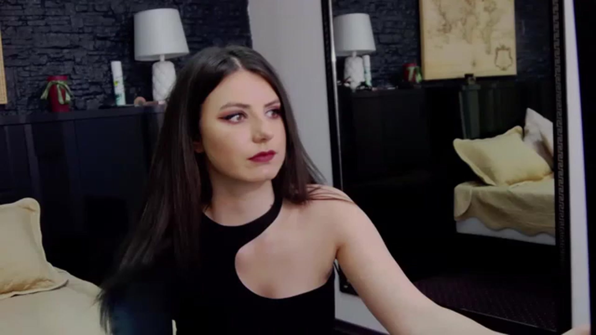 IamAzaleea video thumbnail