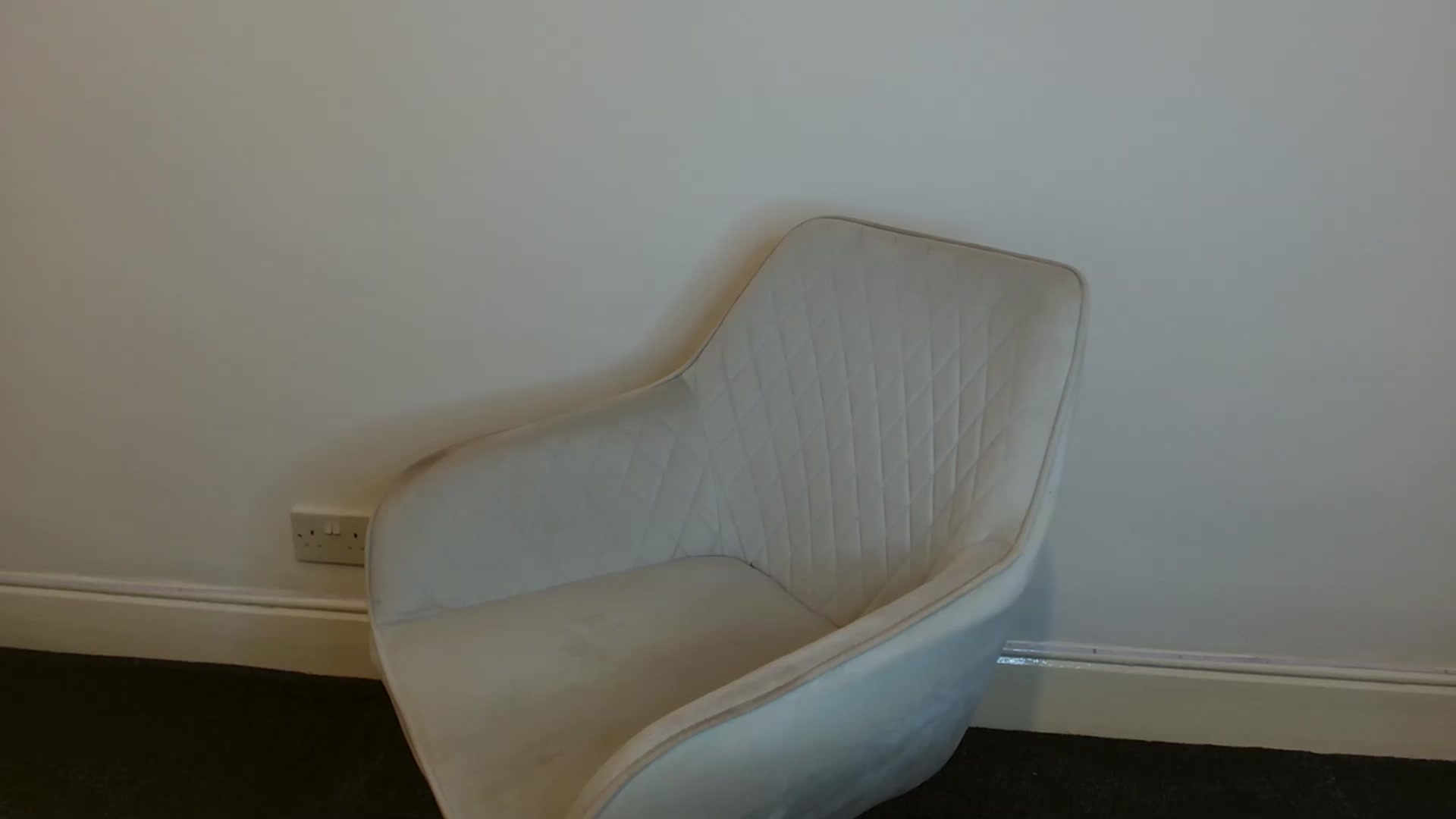 ElleBloom video thumbnail
