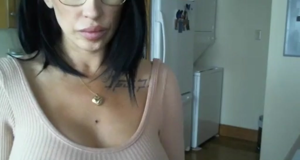 Clitstanza video thumbnail