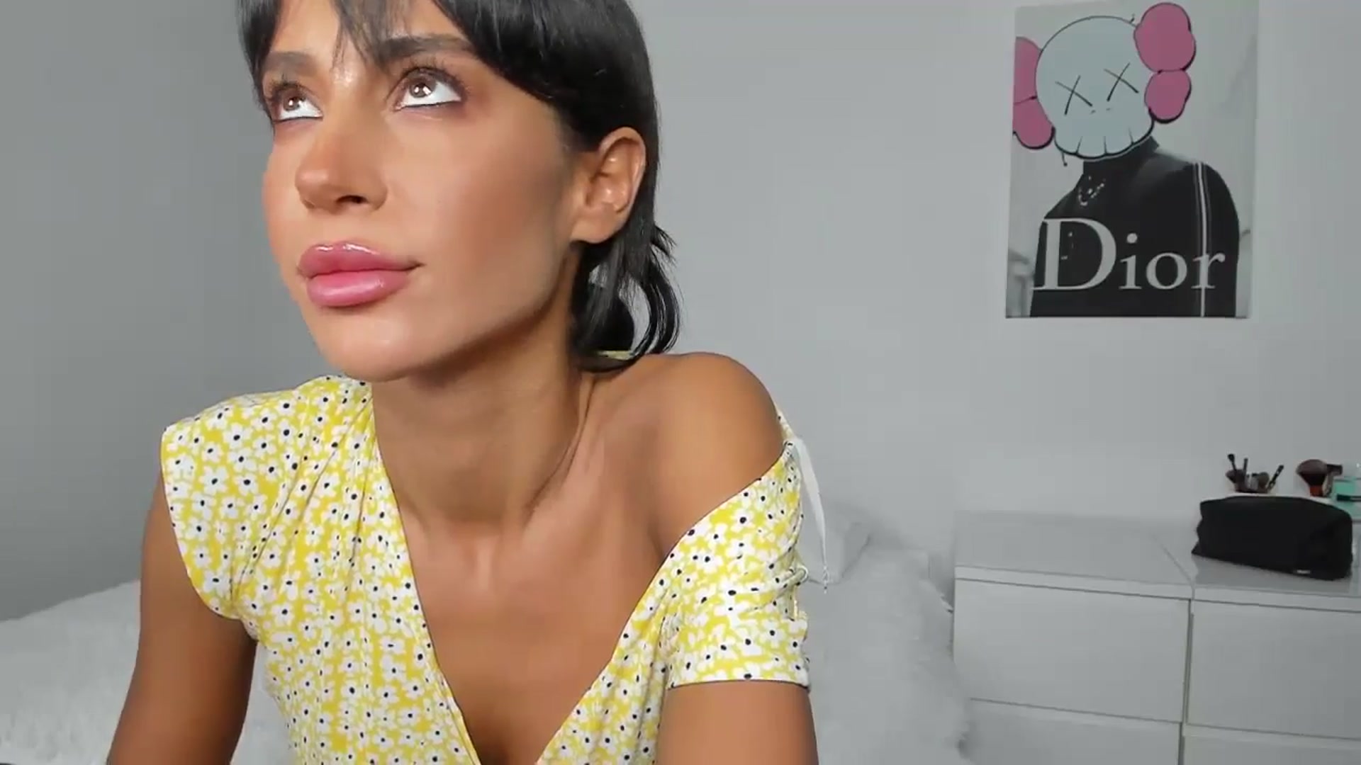 Qarinah video thumbnail