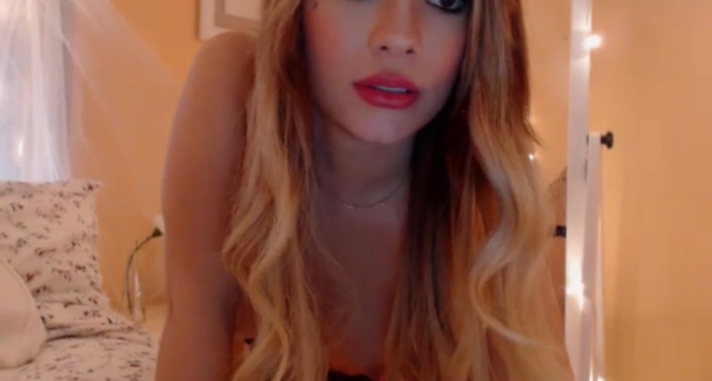 Lili_Jones video thumbnail