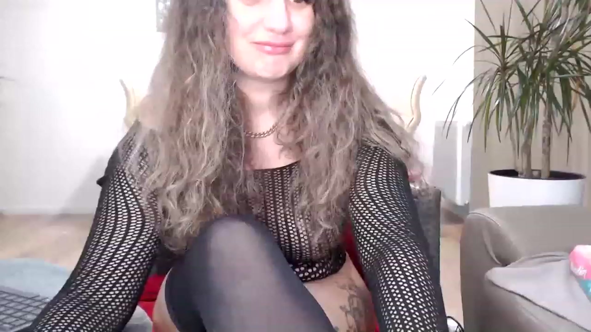MissDivinna video thumbnail