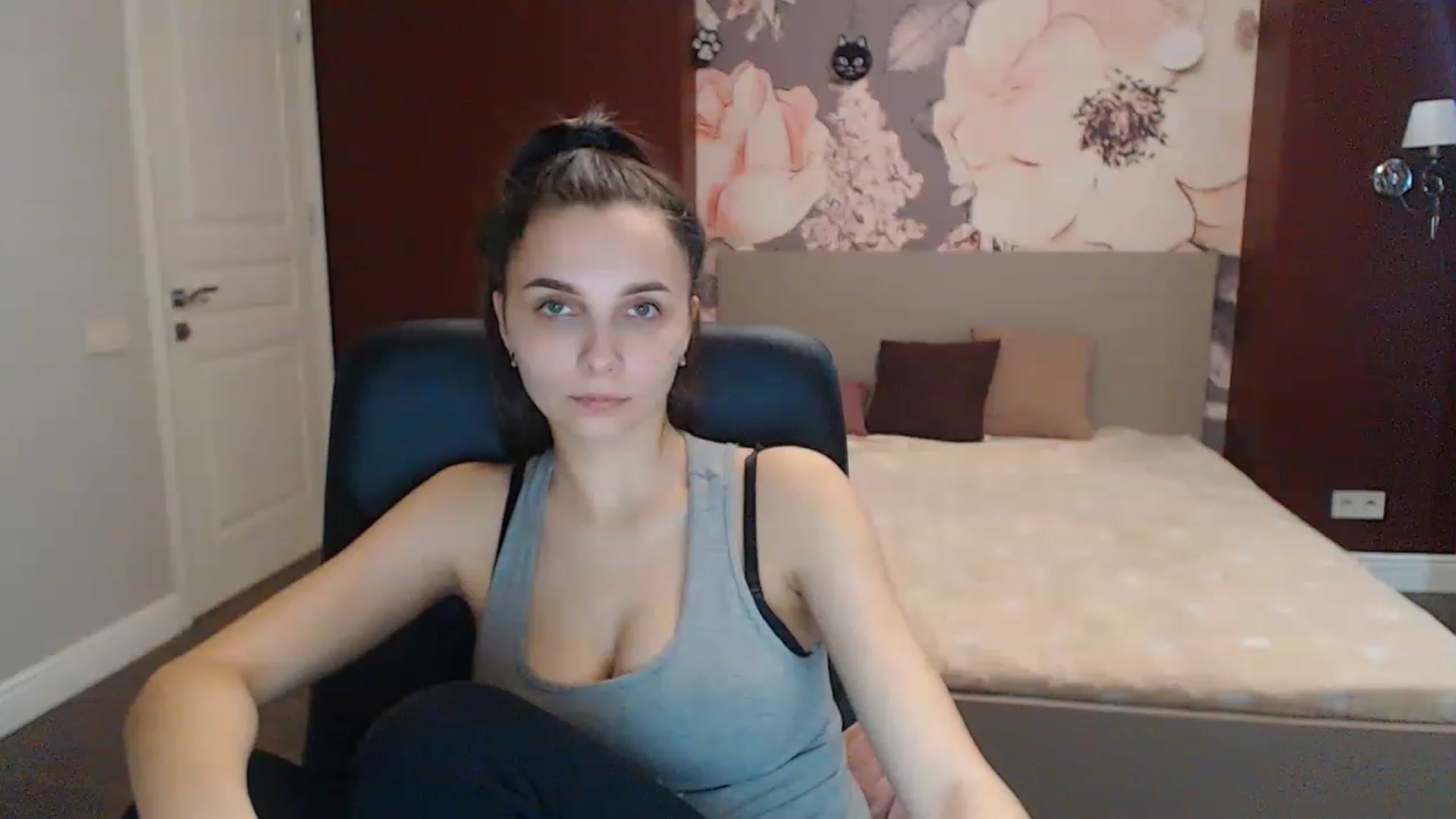 Karina_Mils video thumbnail