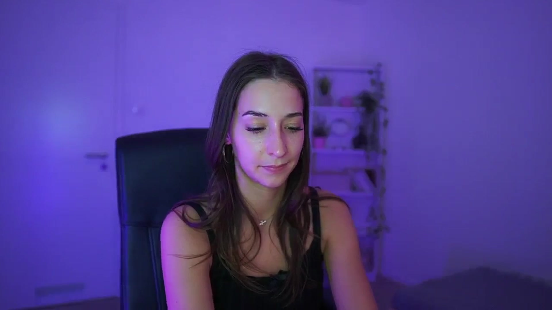 Brunettte_18 video thumbnail