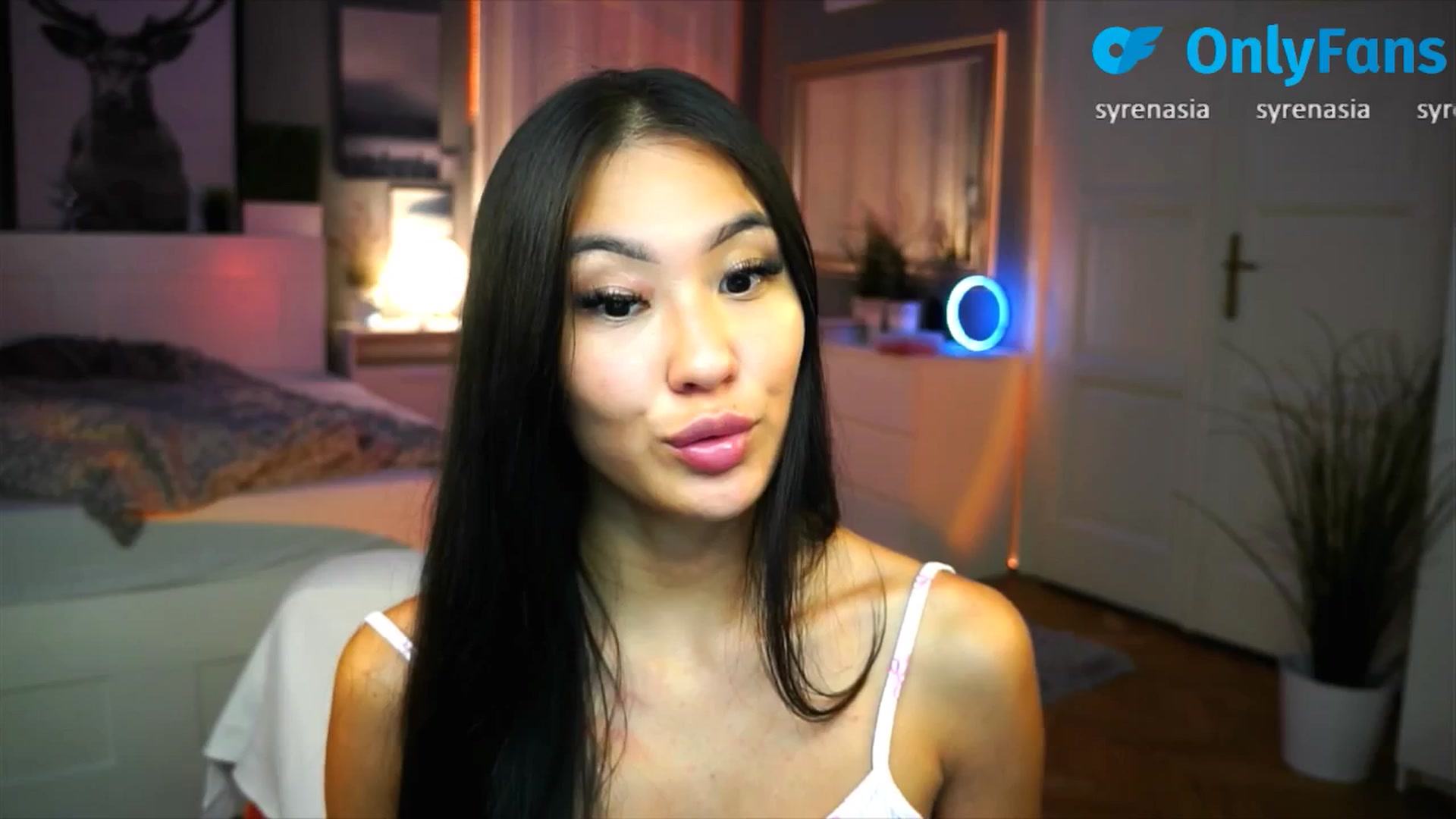 MaiStream video thumbnail
