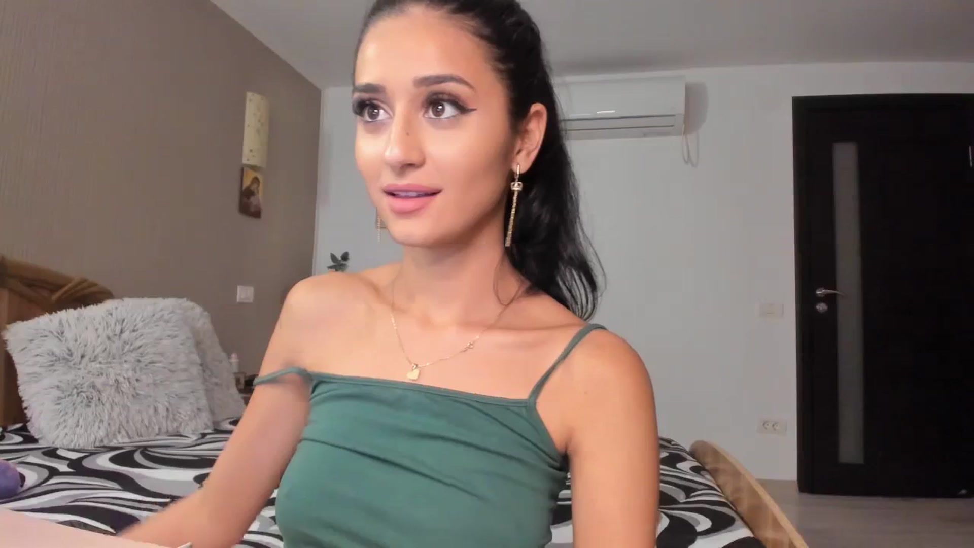 SweetKellsey video thumbnail