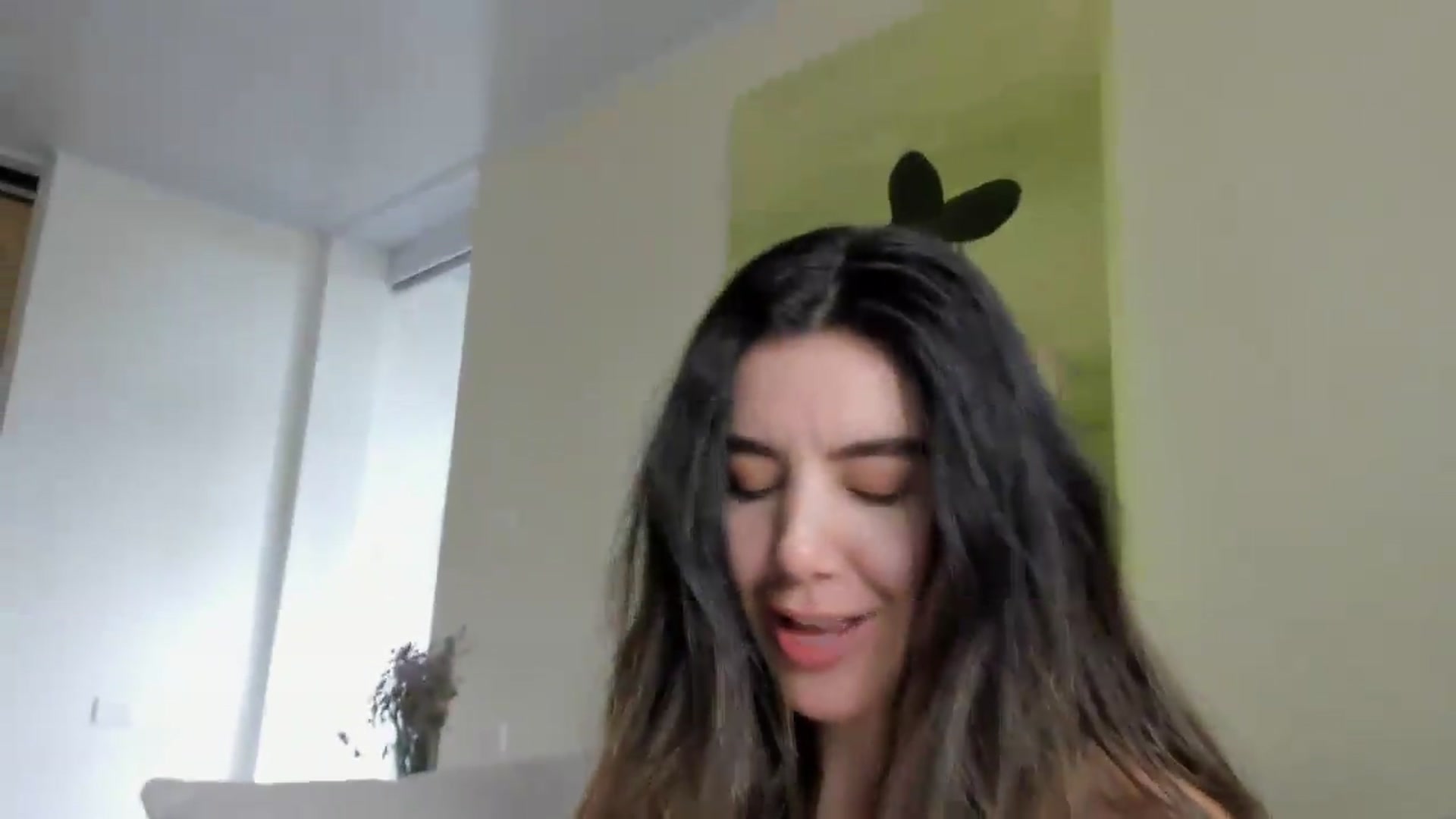 LauraVega video thumbnail