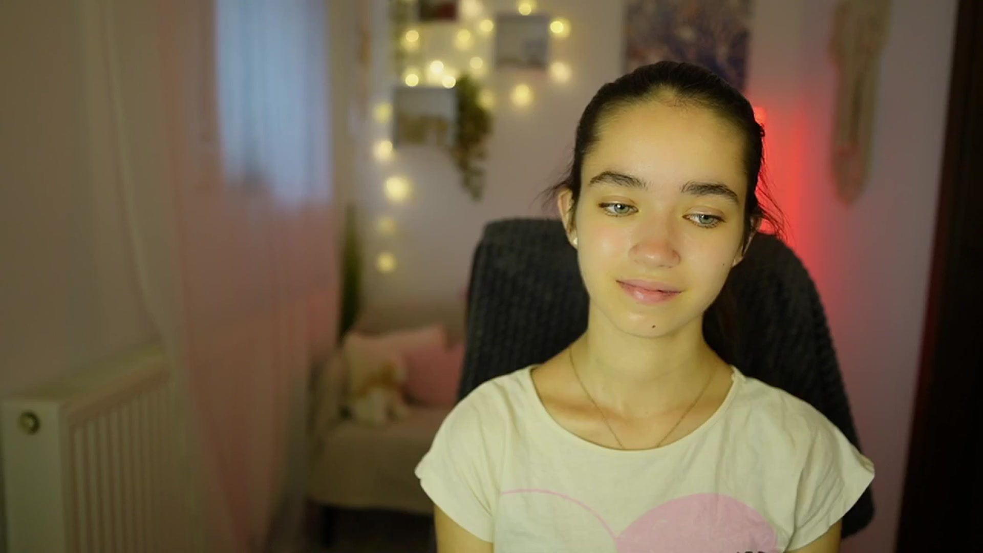 Gia_Paige18 video thumbnail