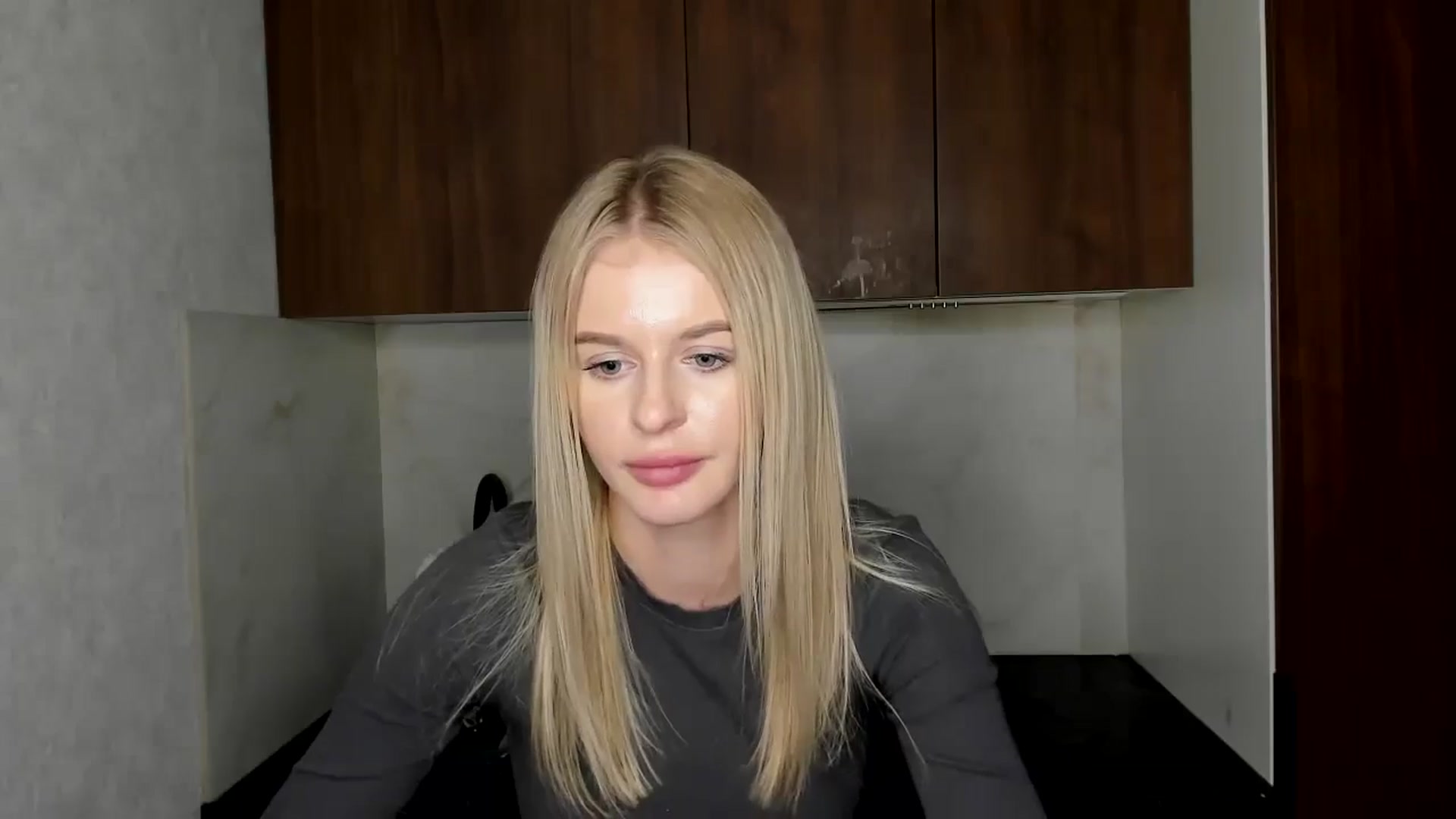 MillyKisss video thumbnail