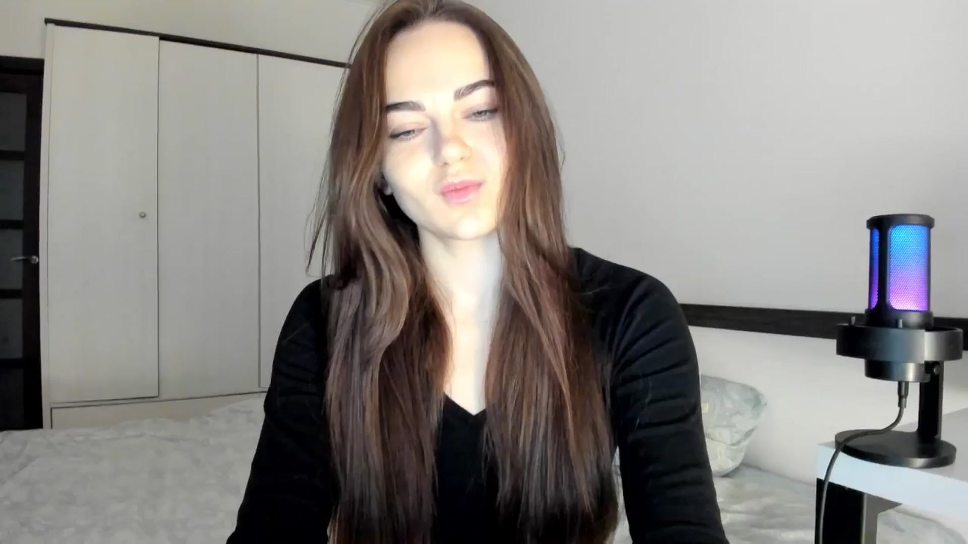 BeeTheQueen video thumbnail
