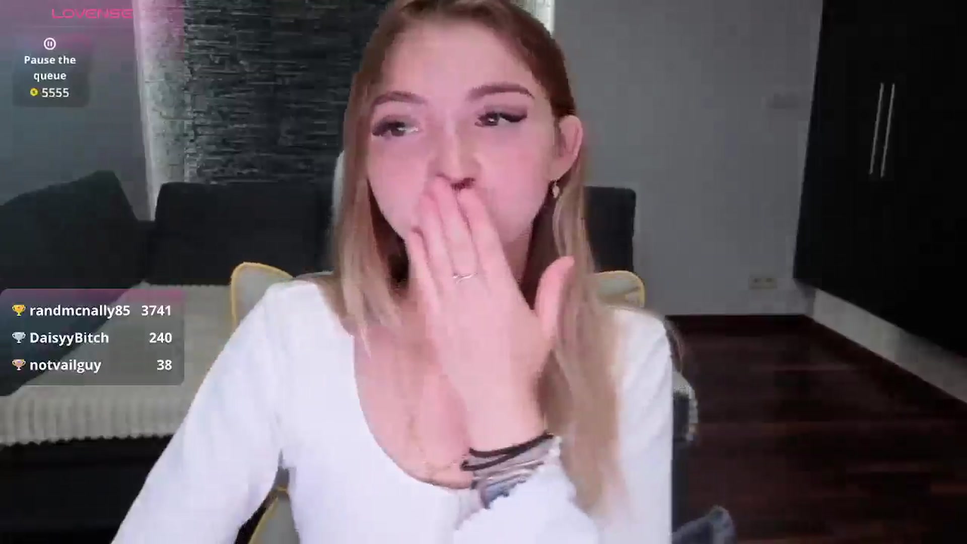 Daisyy video thumbnail