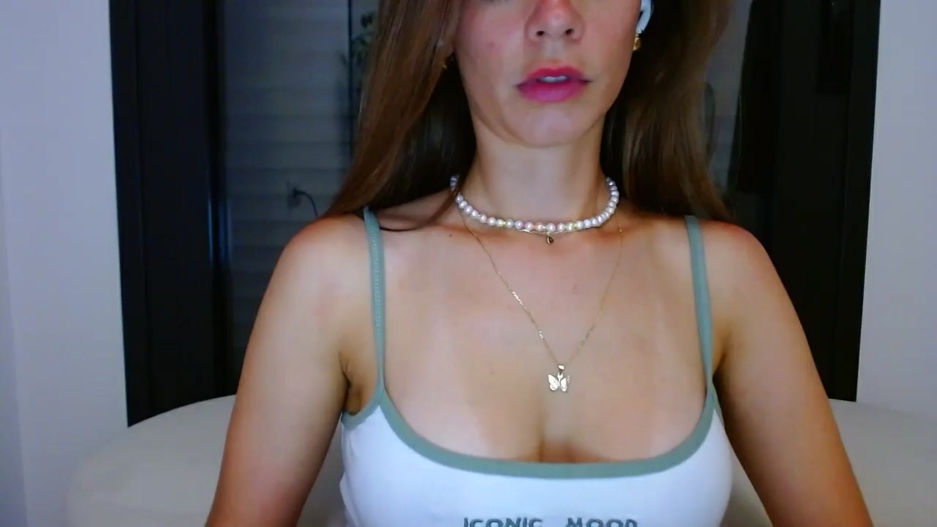 fresagirl video thumbnail