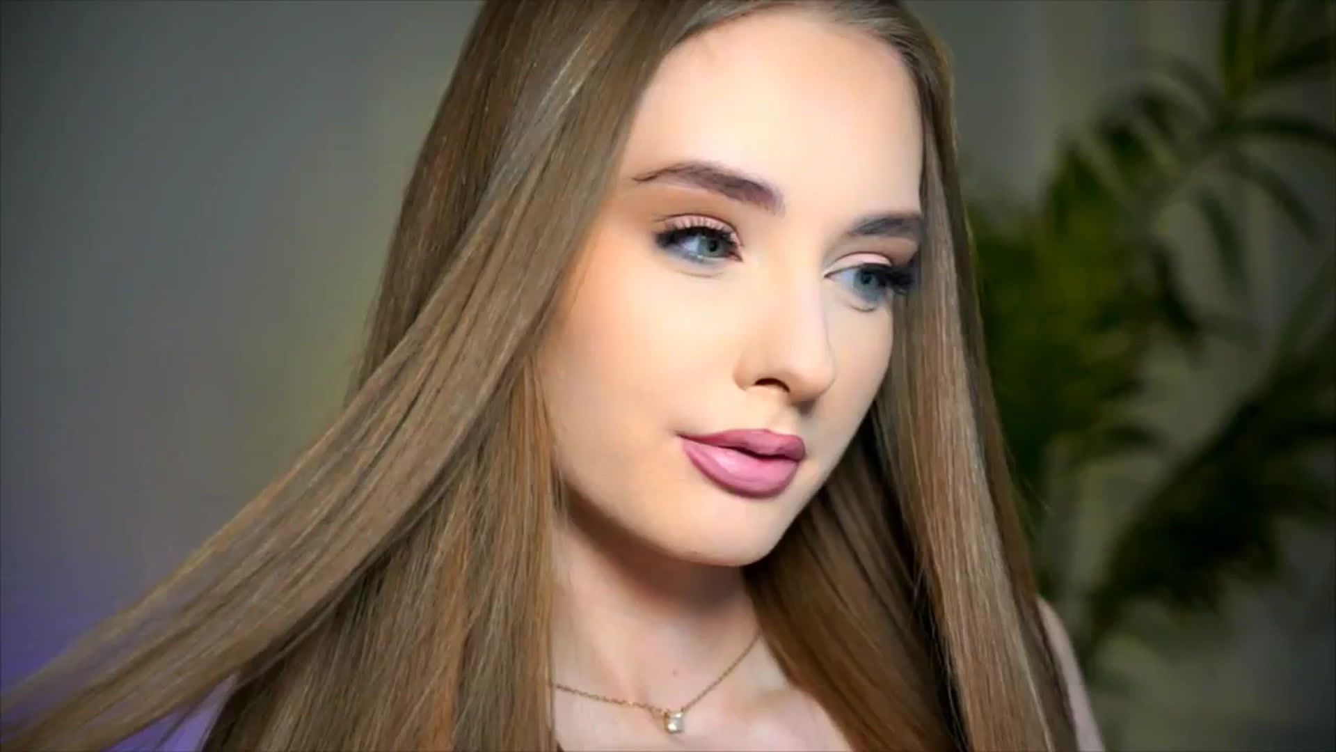 petitegonwild video thumbnail