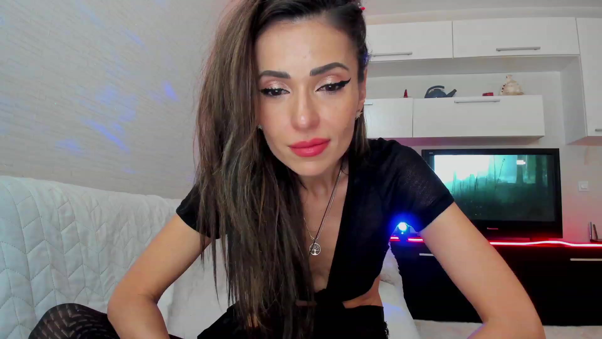 SmileyTinaa video thumbnail