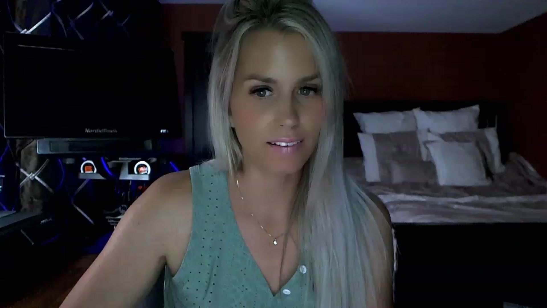 Cora9 video thumbnail