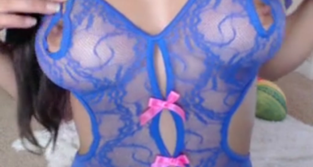 AdrianaMFC video thumbnail