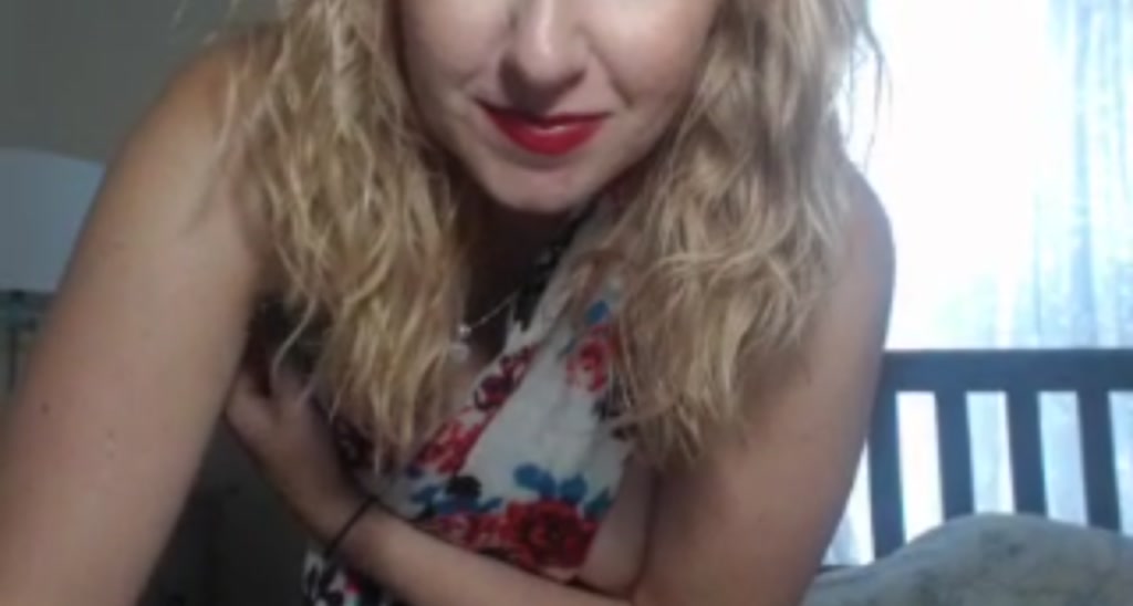 Juliewets video thumbnail