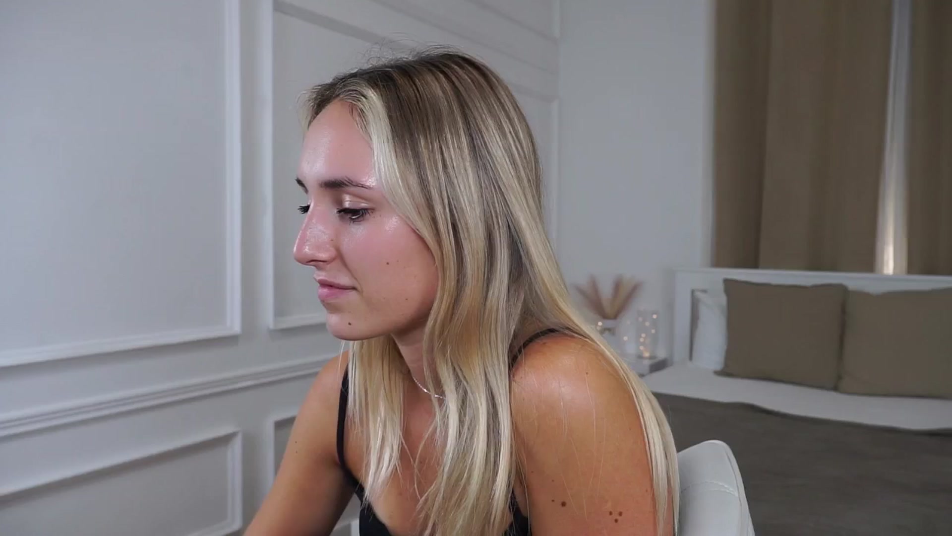 LenaaStar video thumbnail