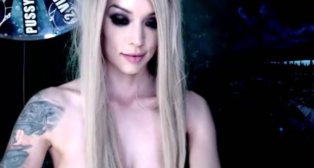 AnnaMolli video thumbnail